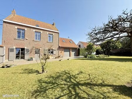 maison 8 pièces 170 m²
