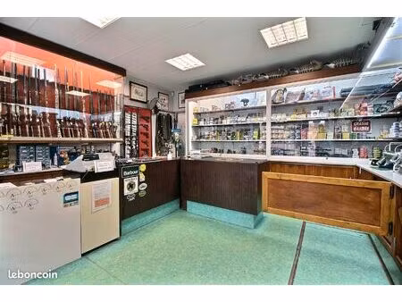 local commercial 104 m²