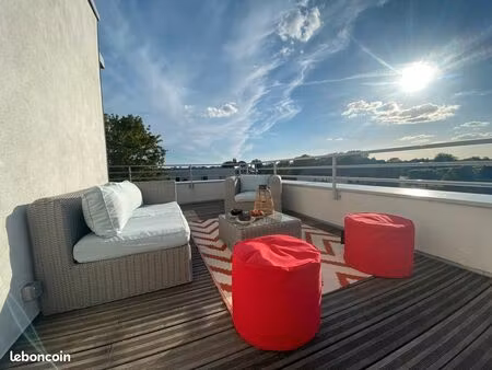 penthouse lumineux avec terrasses plein soleil