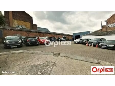 local d'activité 1 280 m²