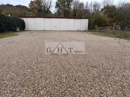 hangar + bureau avec habitation