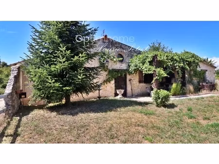 maison à vendre 4 pièces  dans un lieu unique  à soubran