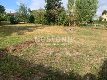 terrain constructible à vendre à la chapelle saint laurent - 540 m²