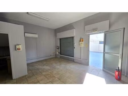 local commercial / saint-gilles-les-bains