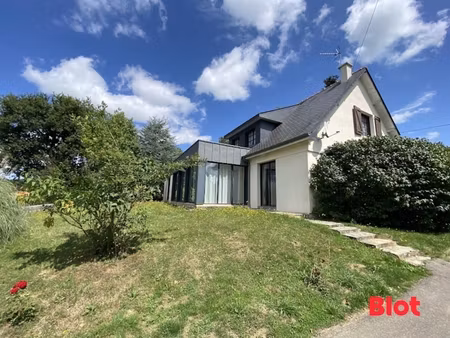 a vendre chez blot immobilier - maison- 136 m² - 8 pièces - chateaugiron