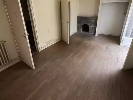maison authentique avec cheminée corlay 22