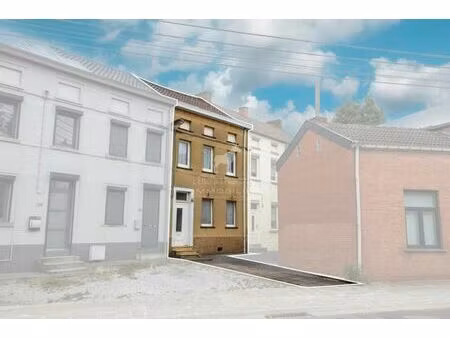 maison à vendre avec jardin et garage à trazegnies.