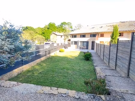 maison 3 pièces - 90 m²