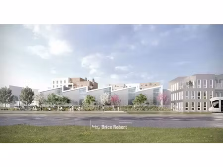 a vendre - bâtiment d'activités sur son terrain clos et indépendant - vaulx en velin