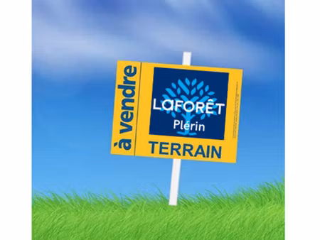 terrain langueux à vendre