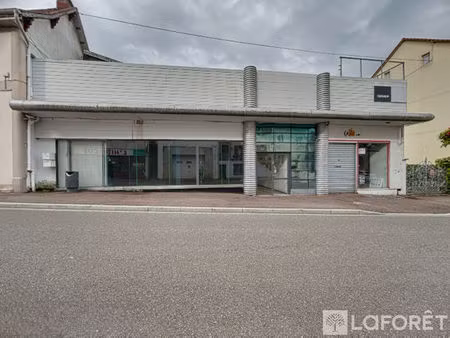 local commercial t8 beaucourt à vendre