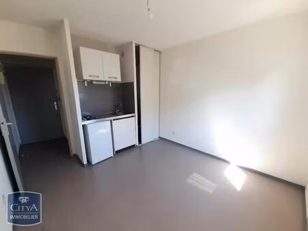 location appartement 1 pièce 15 m² à tours (37200)
