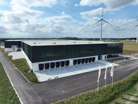 à la recherche d'une plateforme logistique au cœur de l'eur