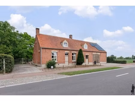 huis te koop in hoogstraten met 3 slaapkamers