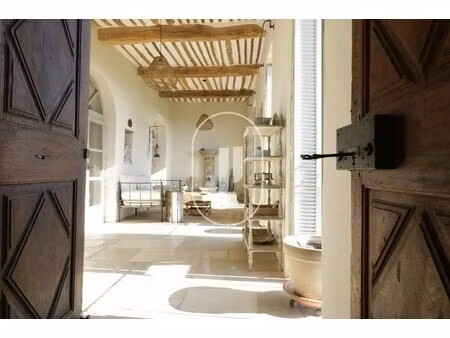 maison de luxe à vendre à séguret