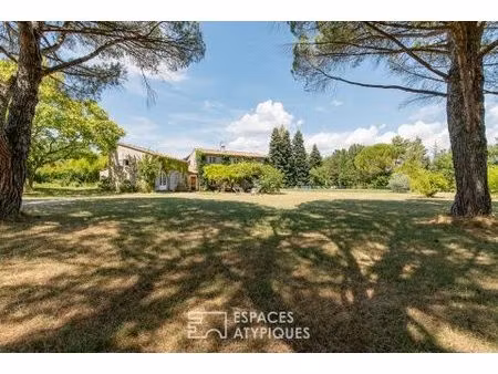 propriété de charme avec gîte  parc arboré 8600 m² et piscine