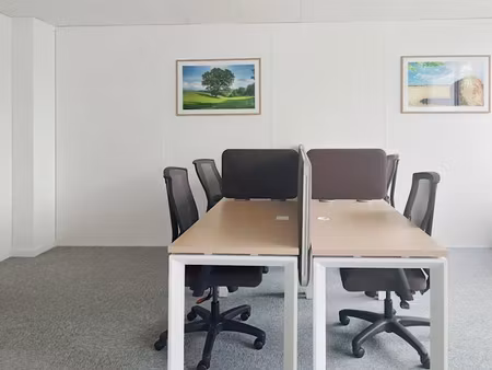 location meublée locaux professionnels 10 m² à carquefou (44470)  139 €