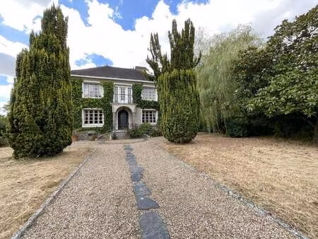 vente maison à saint-laurent-de-la-plaine (49290) : à vendre / 220m² saint-laurent-de-la-p