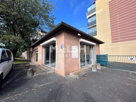 location local commercial 250m² villefranche sur saone 69400