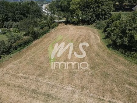 terrain de 1038 m² - chauffayer