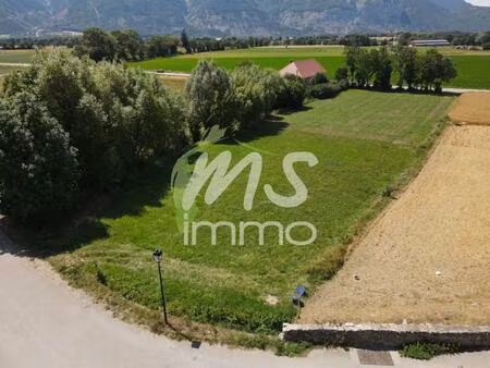 terrain de 1708 m² - chauffayer