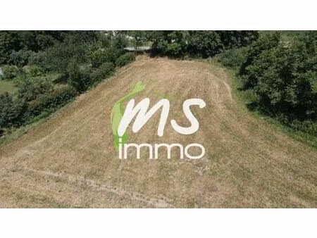 terrain de 1038 m² - chauffayer