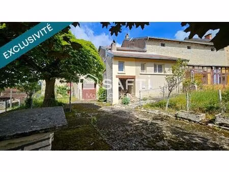 ancienne ferme à la campagne avec 205 m² habitables  nombreuses dépendances