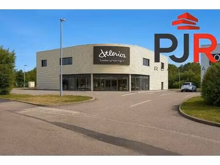 local commercial à louer