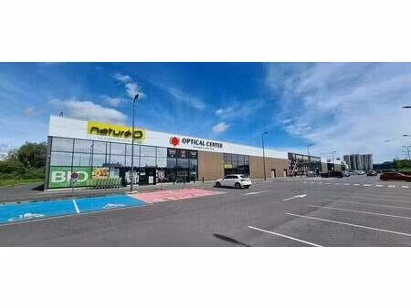 local commercial à louer