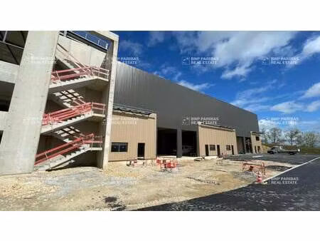 local d'activités à vendre