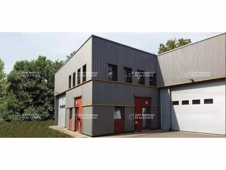 local d'activités à louer