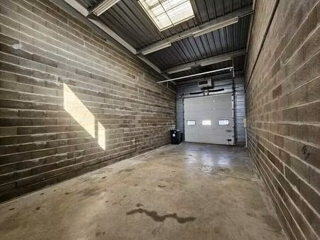 local d'activités à vendre