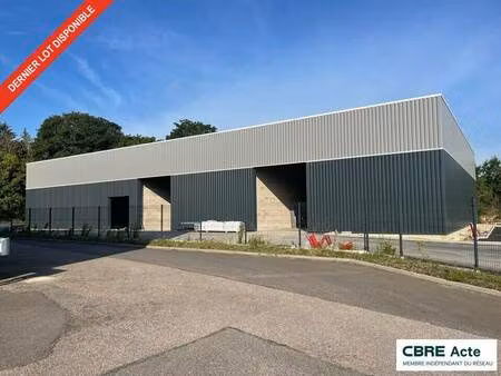 local d'activités à vendre