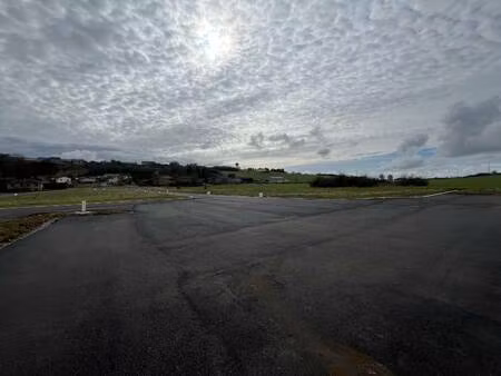 terrain constructible viabilisé à vendre