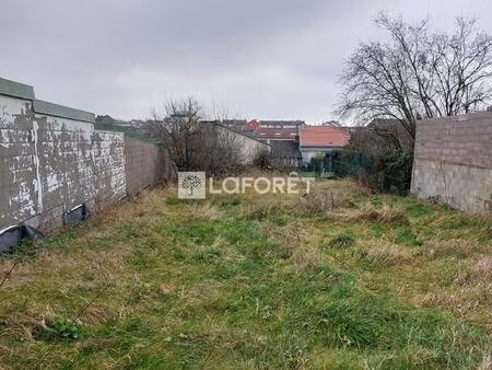 terrain constructible à vendre