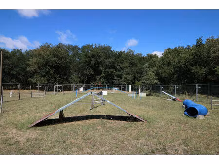 vente local commercial 7750m2 saint-just-luzac 17320 - 296800 € - surface privée