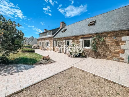 maison 8 pièces - 150 m²