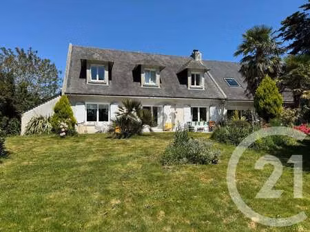 vente maison à saint-lyphard (44410) : à vendre / 245m² saint-lyphard