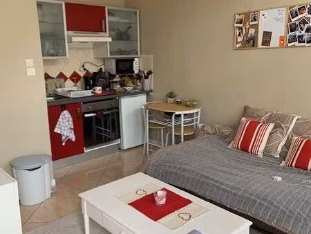 a louer libre septembre 2026  studio meublé 21 m2  la loupe centre ville  proche gare sncf