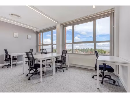 location meublée locaux professionnels 100 m² à bezannes (51430)  2 338 €