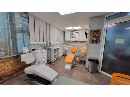 vente divers 4 pièces 98 m² salernes (83690)