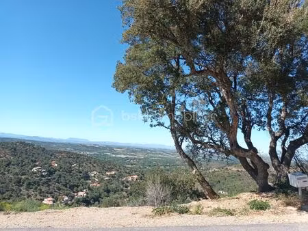 terrain de 1 575 m² à le boulou