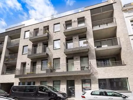 emplacement double – rue souveraine