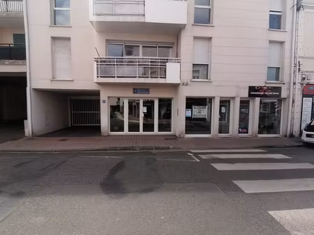 local commercial hyper centre