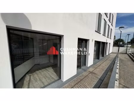 local commercial à vendre