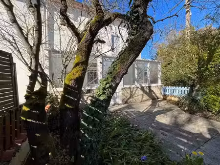 vente maison 4 pièces 74 m² à saint-pierre-de-juillers (17400)  81 360 €
