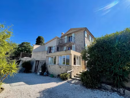 vente maison 4 pièces 100 m² berre-les-alpes (06390)