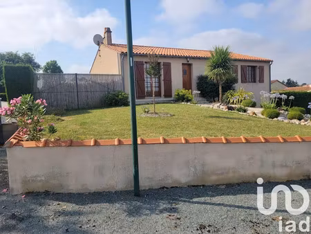 vente maison 5 pièces 90 m² à réaumur (85700)  139 000 €