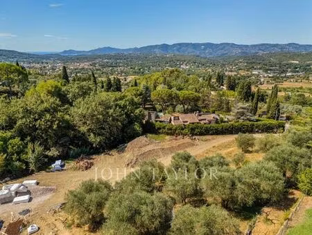 terrain de 1500 m2 - grasse  france