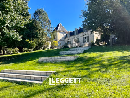 château 15 pièce(s)  saint-andré-et-appelles